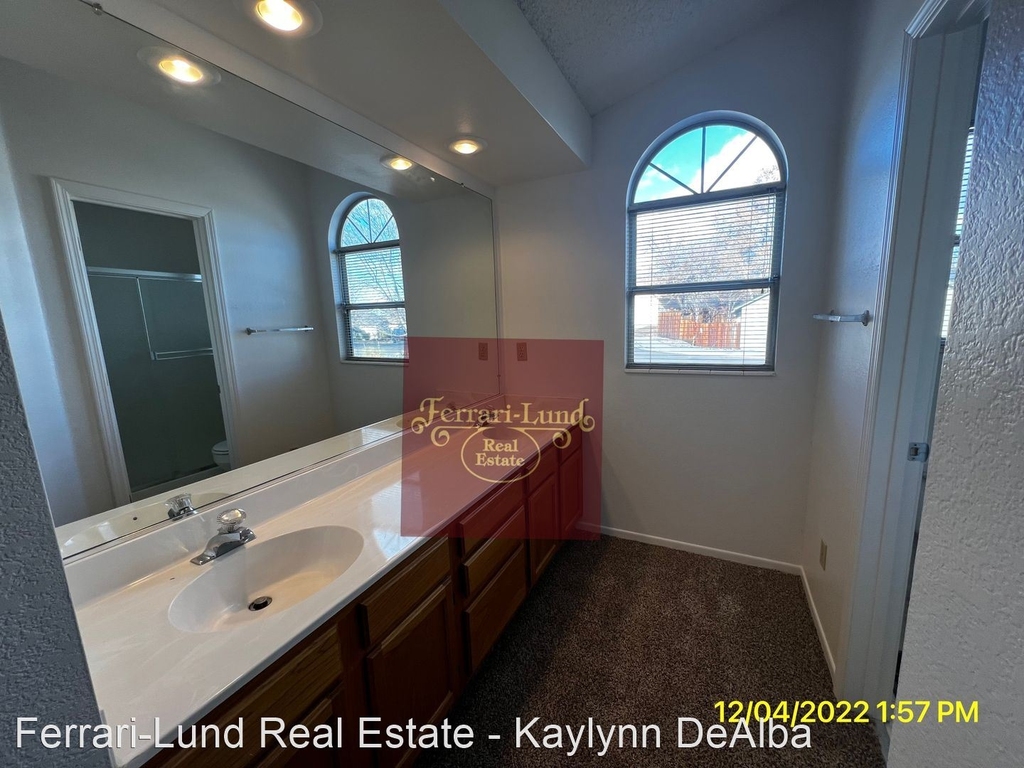 401 Kilborne Ave - Photo 8