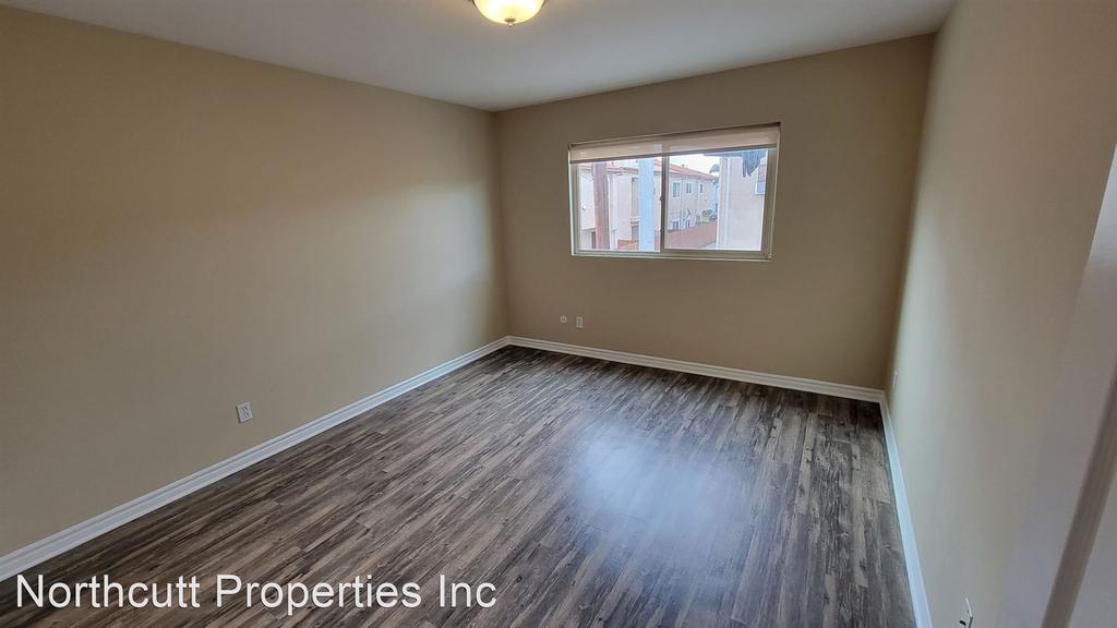 4737 34th St. #16 - Photo 12