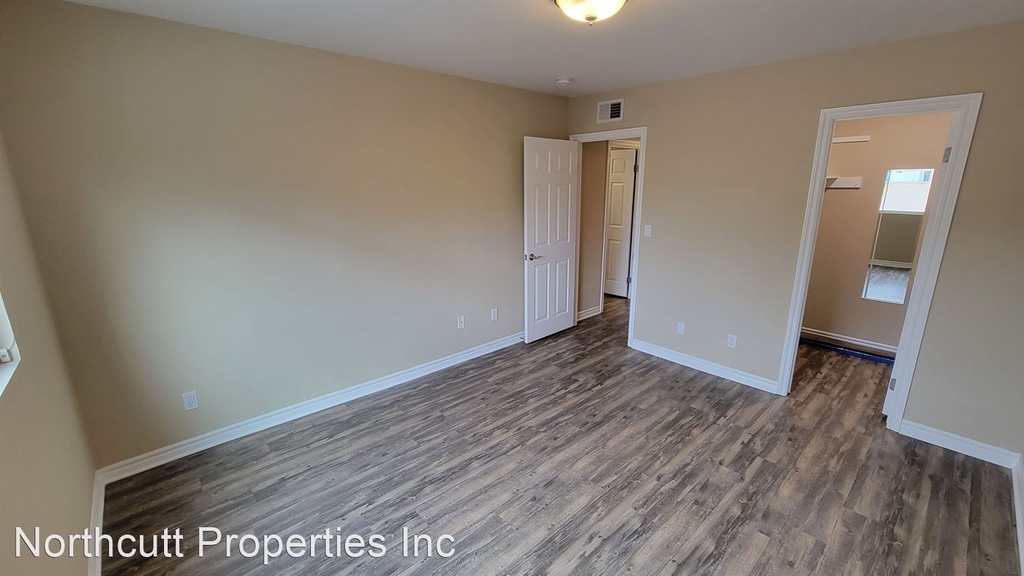 4737 34th St. #16 - Photo 11