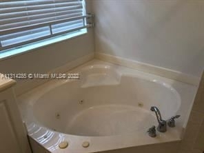 2635 Sw 84th Ter - Photo 2