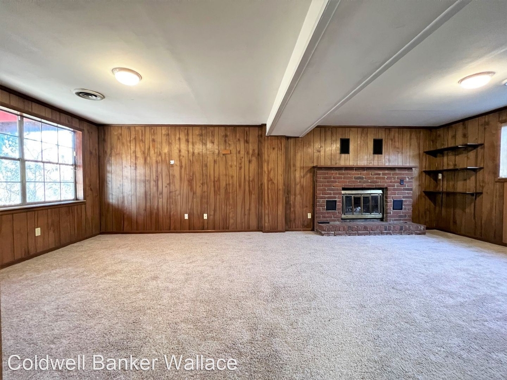 1709 Huntwood Lane - Photo 12