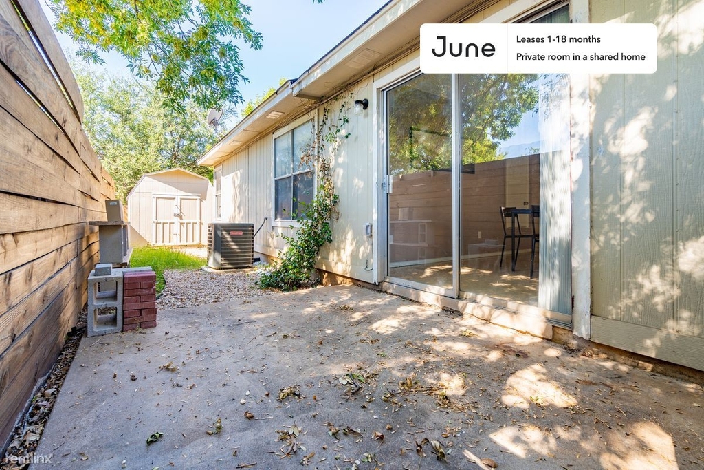 1008 Glen Oaks Court, Austin, Tx, 78702 - Photo 26