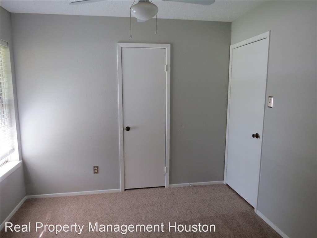 21010 Bridgeview Circle - Photo 13