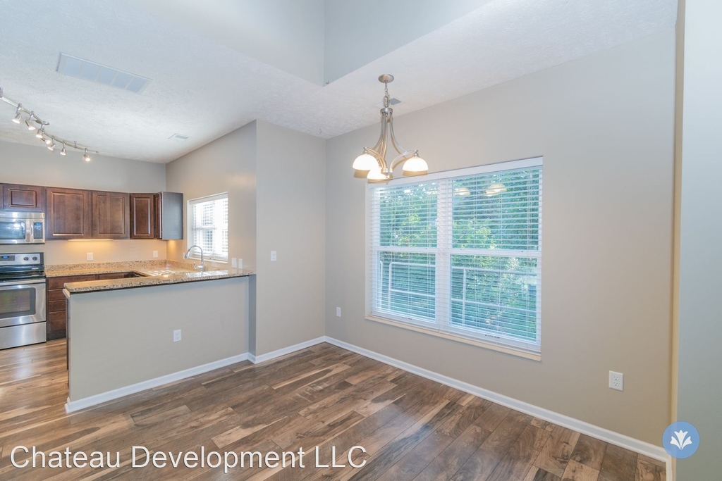 3020 S 72nd Street - Photo 1