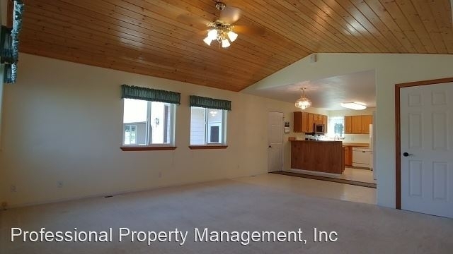 4538 Tripp Lane - Photo 7