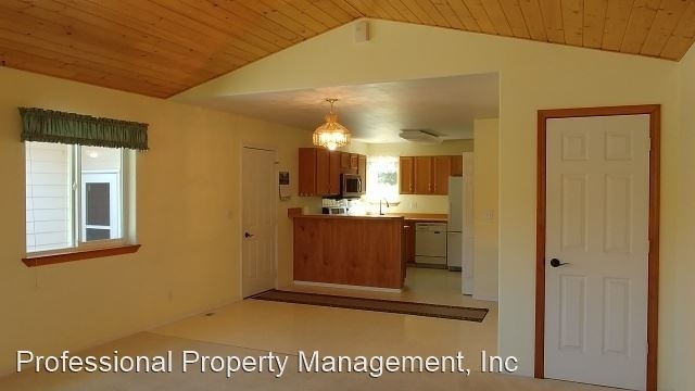 4538 Tripp Lane - Photo 8