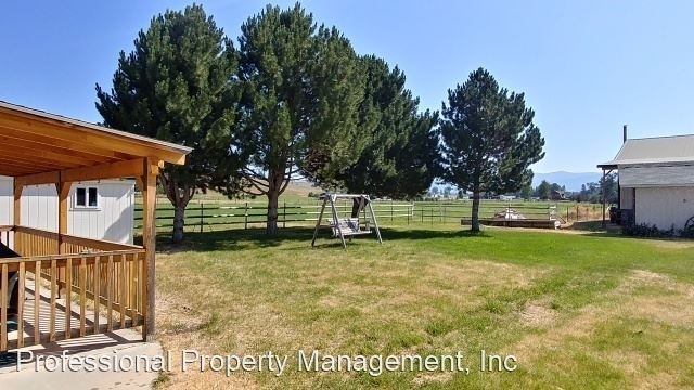 4538 Tripp Lane - Photo 3