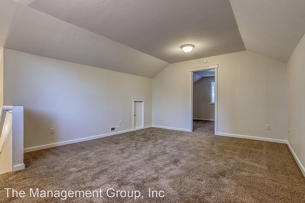 9913 Ne 65th Street - Photo 12