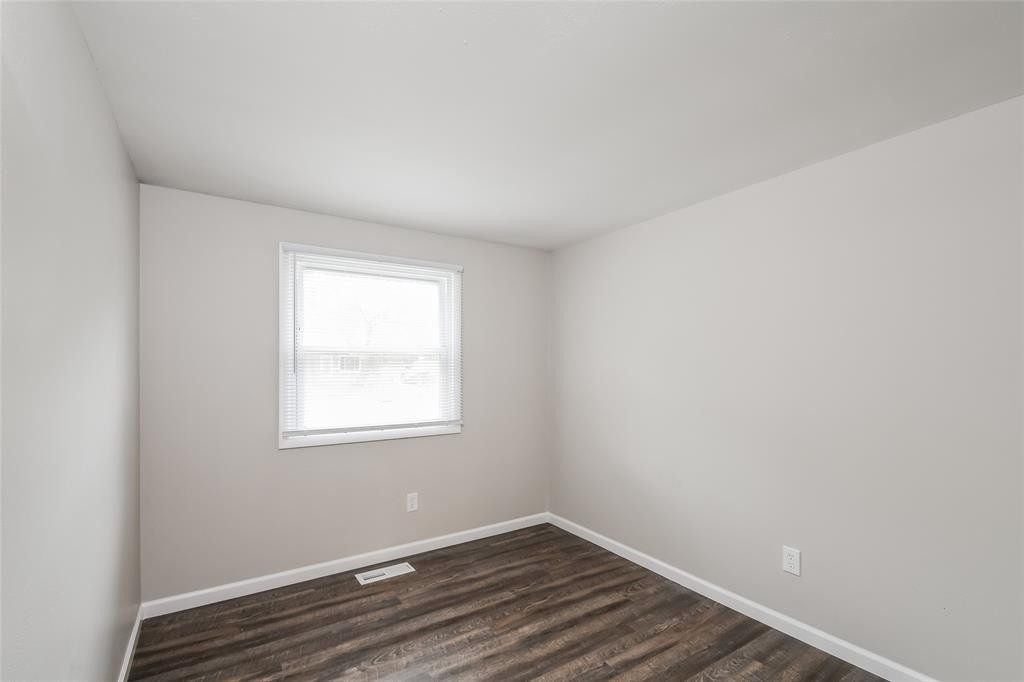 10401 E Heather Road - Photo 11