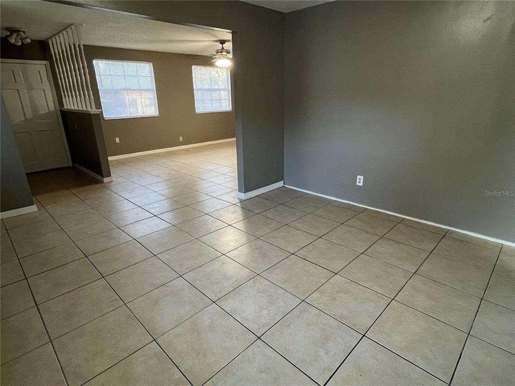 1807 E Navajo Avenue - Photo 3