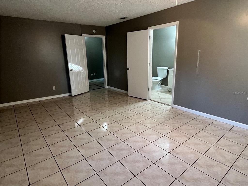 1807 E Navajo Avenue - Photo 4