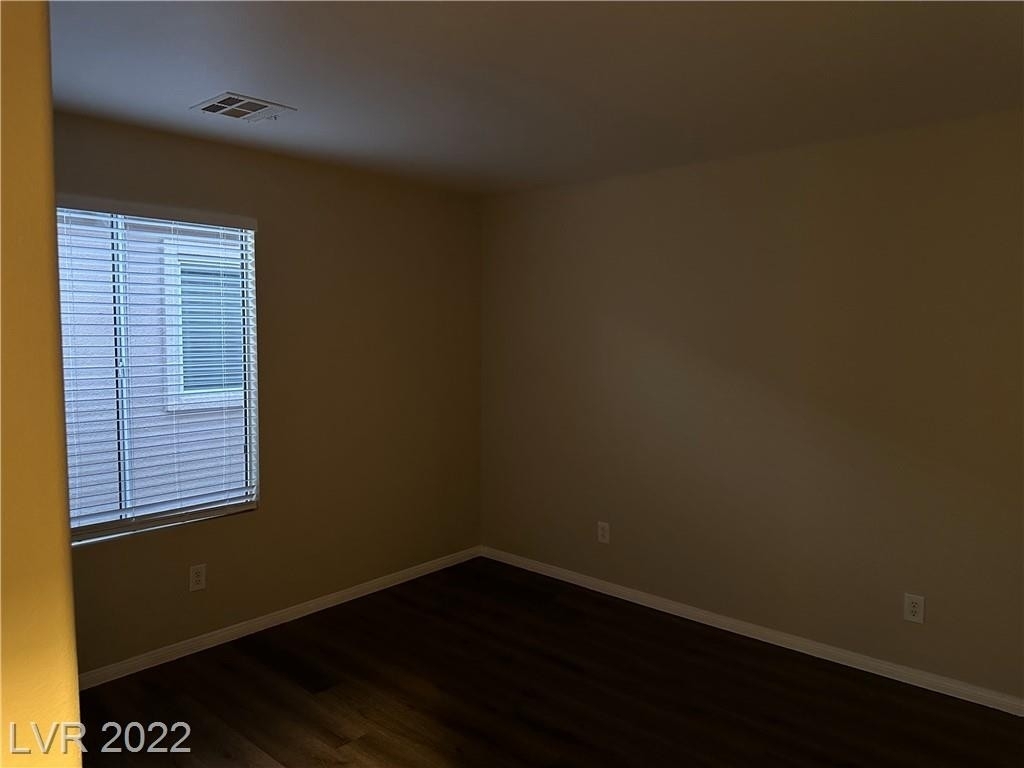 6136 Sugartree Avenue - Photo 35