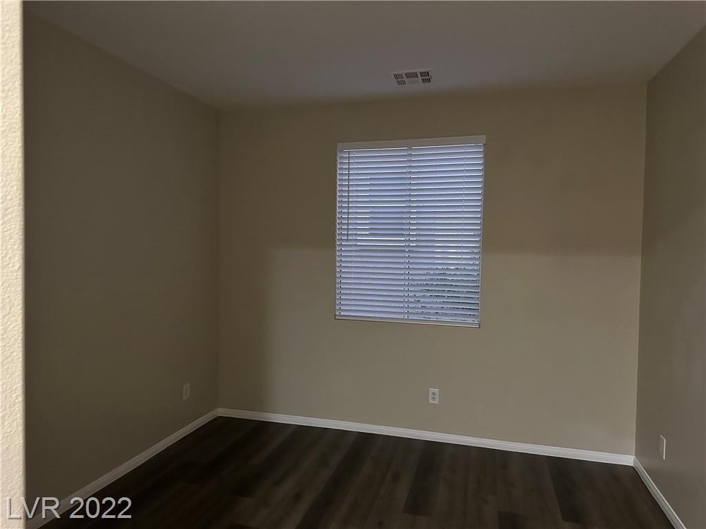 6136 Sugartree Avenue - Photo 20