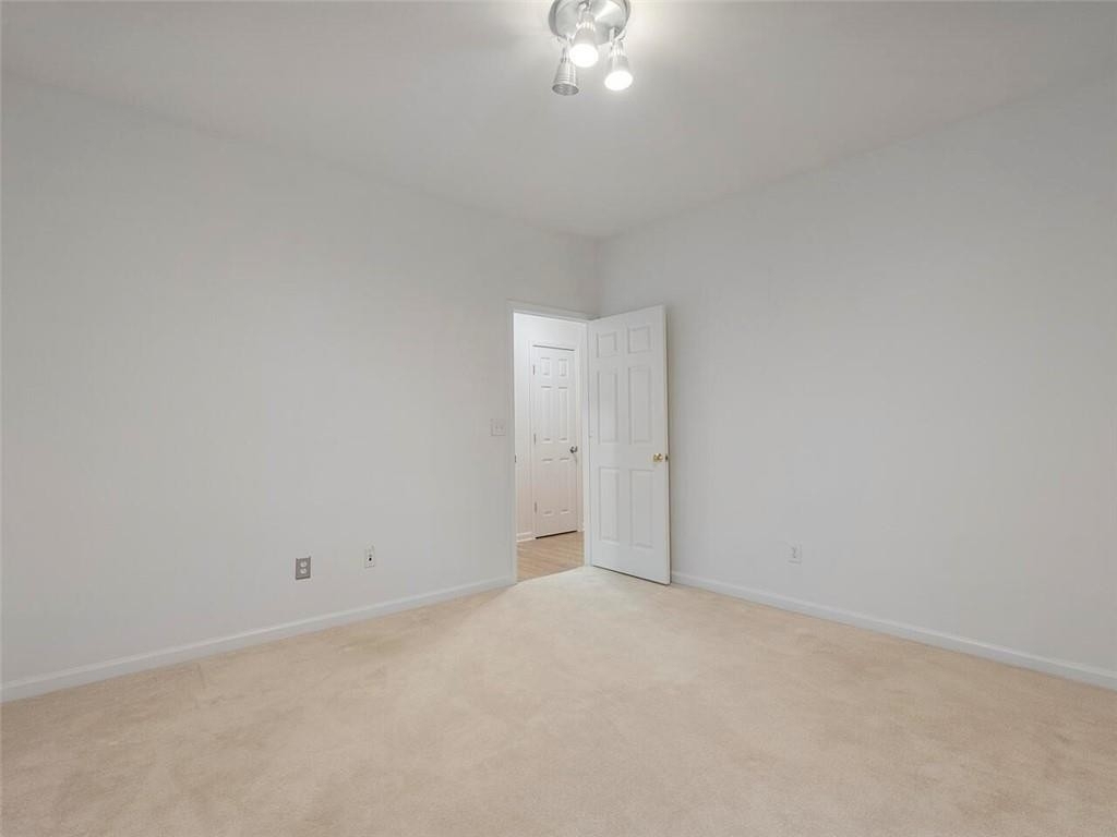 2333 Towneheights Terrace Se - Photo 6