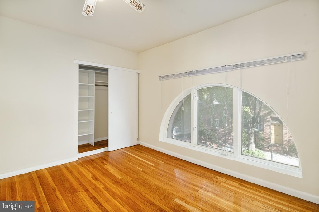 1720 Lombard Street - Photo 4