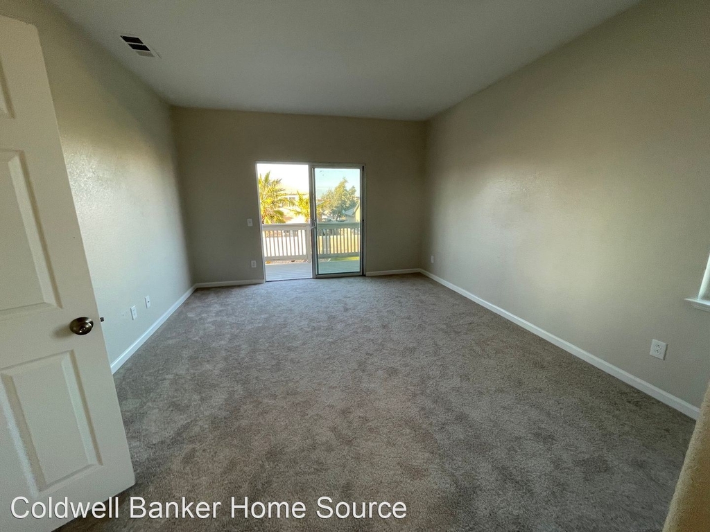 13816 Linda St. - Photo 6