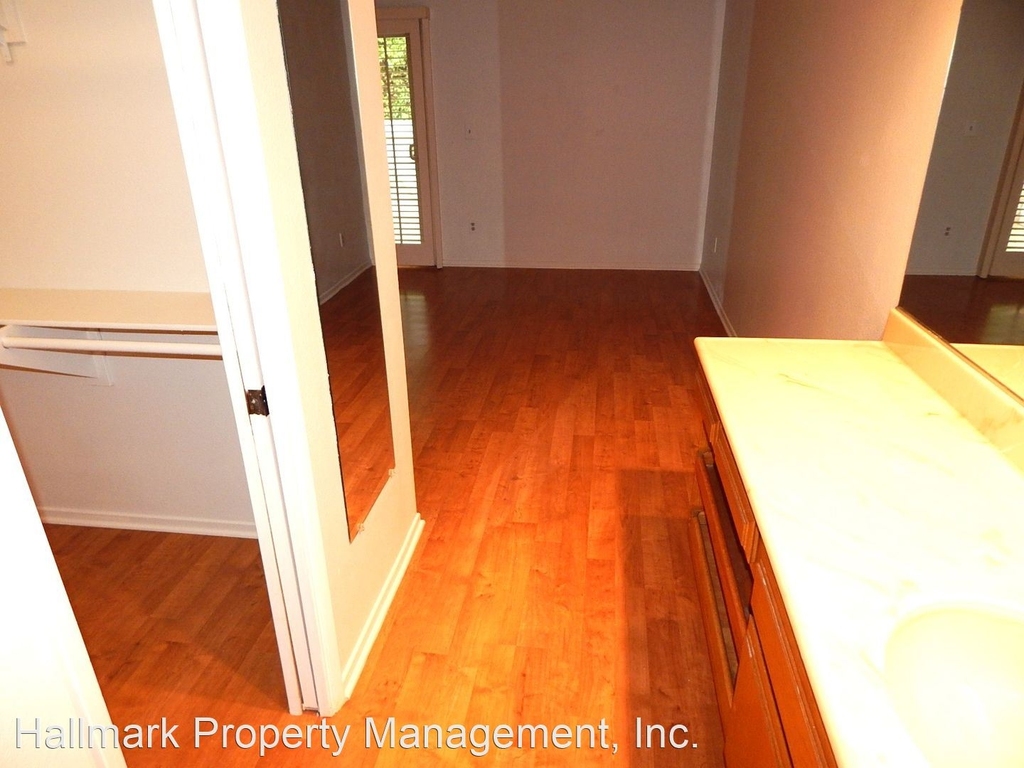 8932 Biscayne Ct, #1320-c - Photo 10