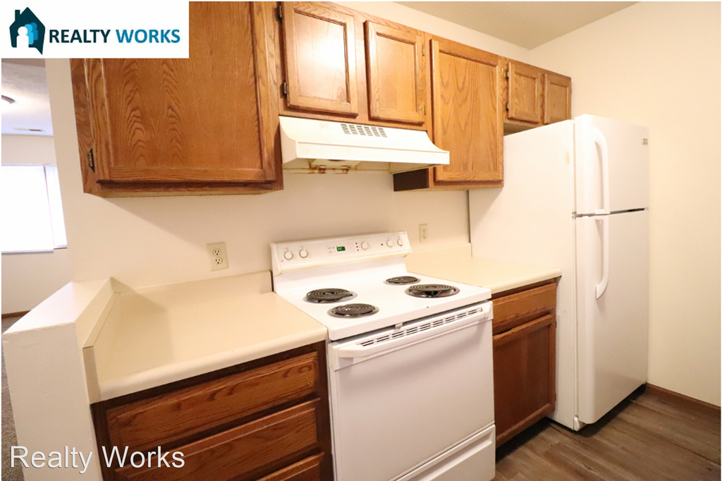 1221 South 22nd Street - Photo 5