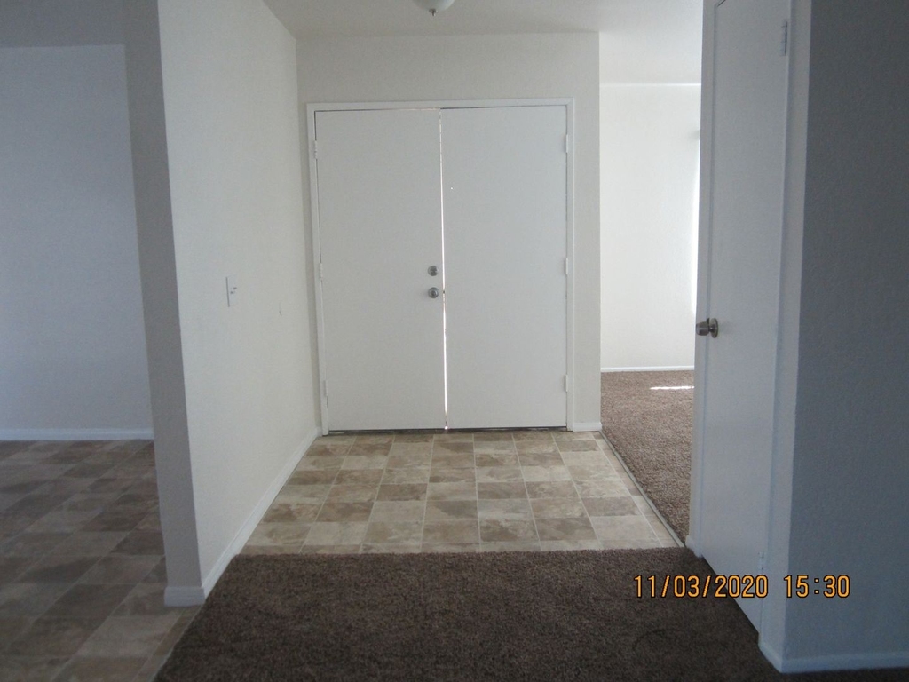 24290 Lamont Dr - Photo 21