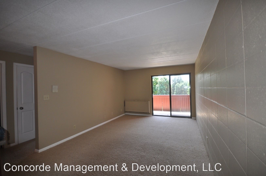 1660 G Street - Photo 10