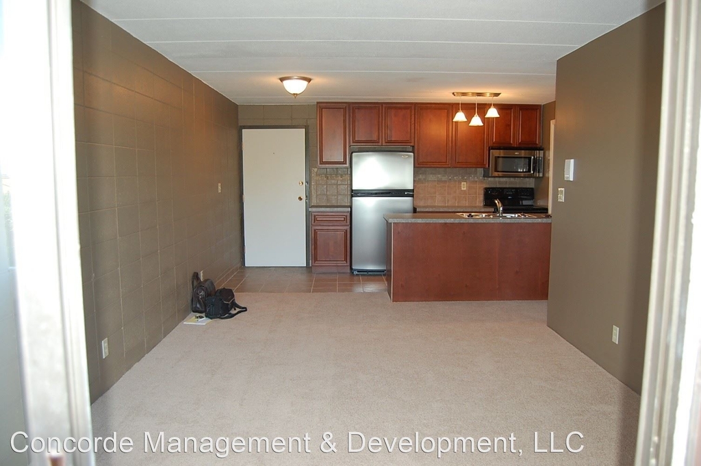 1660 G Street - Photo 6