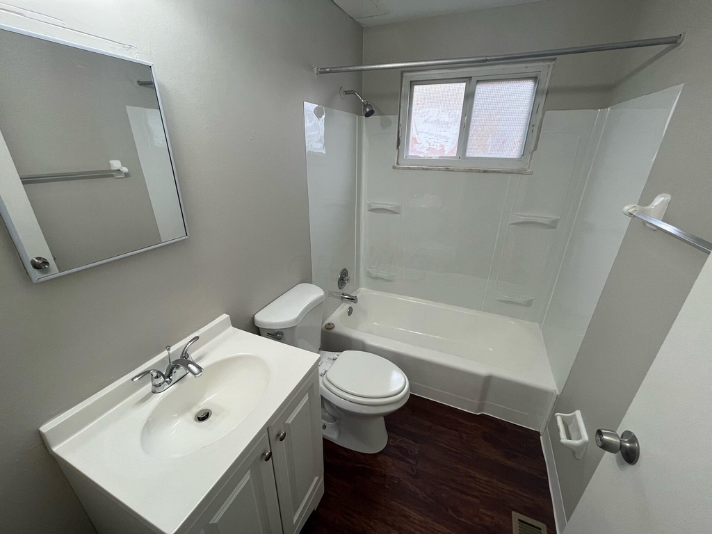 4689 Hilton Avenue - Photo 7