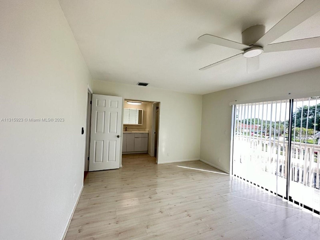 11603 Nw 29th St - Photo 14