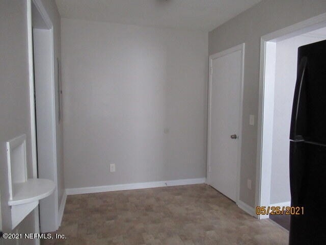 539 W 23rd St - Photo 5