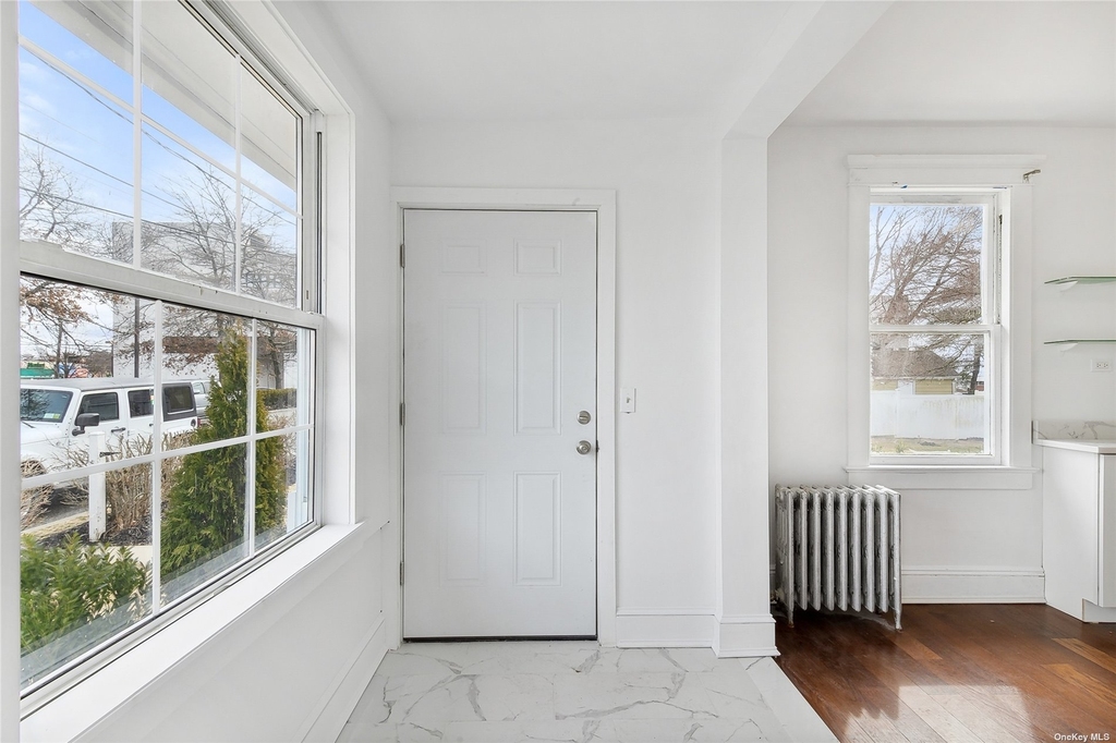 34 Nassau Street - Photo 12