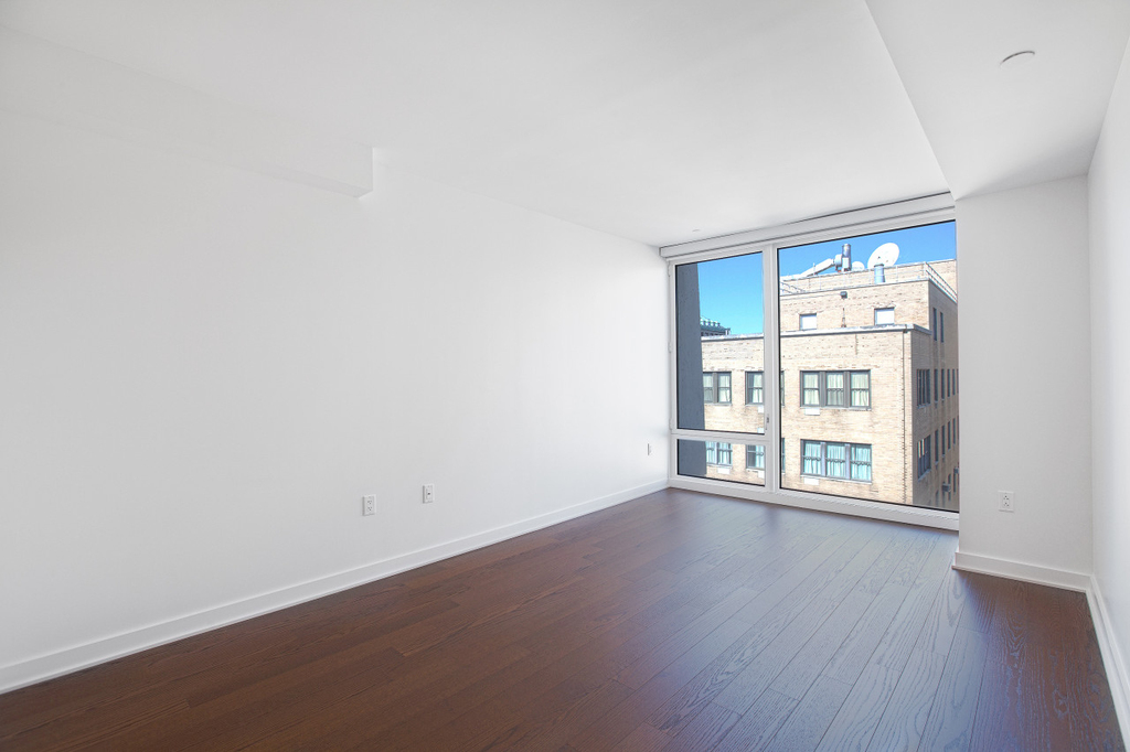 400 West 113th Street - Photo 1