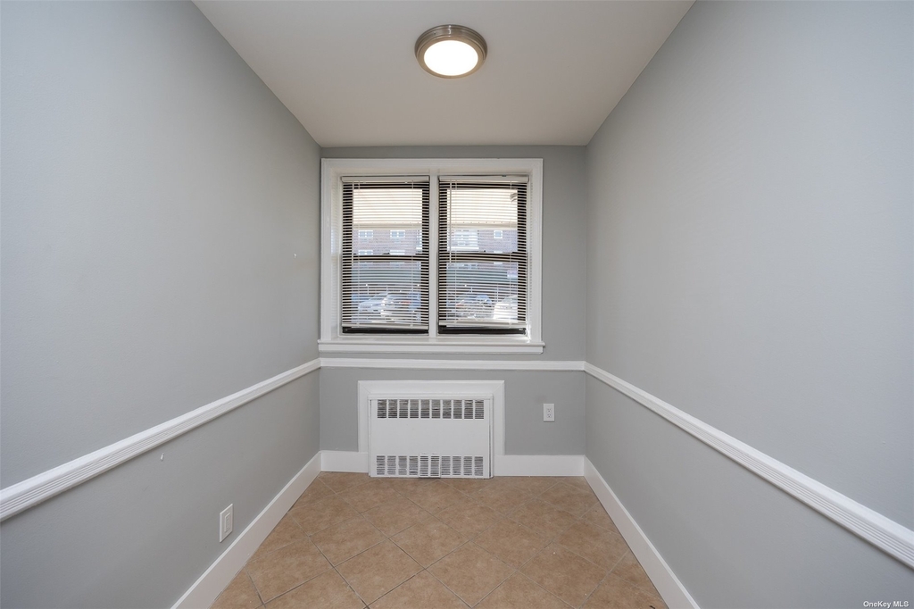 302 E Broadway - Photo 4