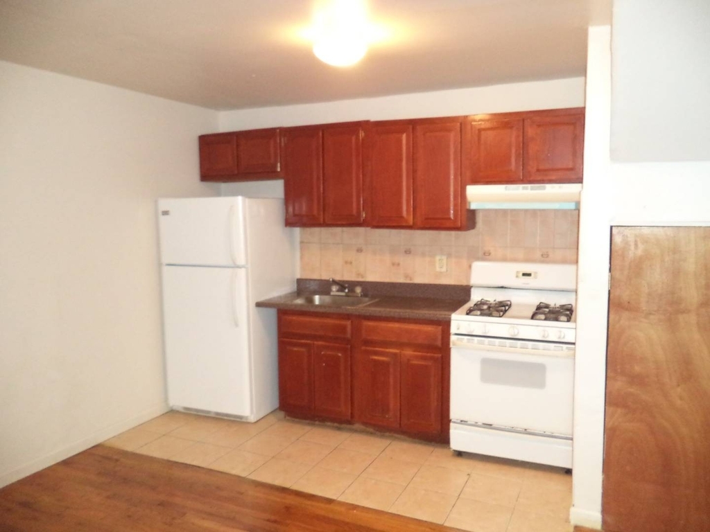 107-53 Remington Street,jamaica ,ny 11435 - Photo 1