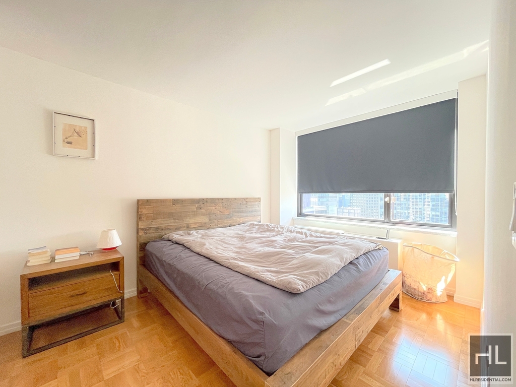 235 West 56th Street - Photo 5