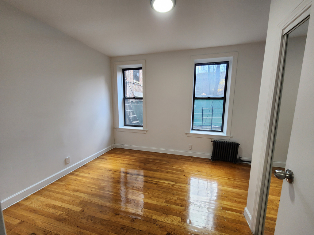 566 West 162nd Street - Photo 4