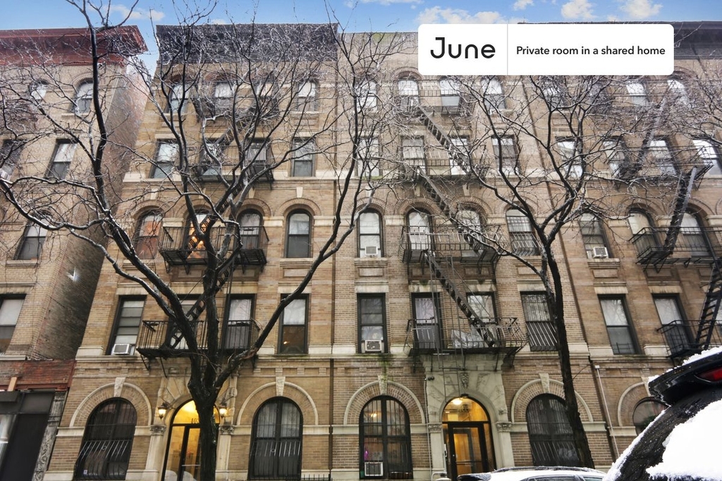 405 East 90th Street - Photo 12