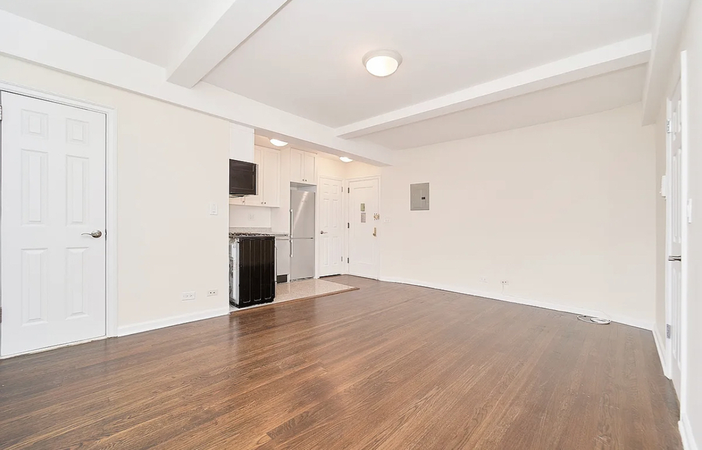 850 Amsterdam Avenue - Photo 1