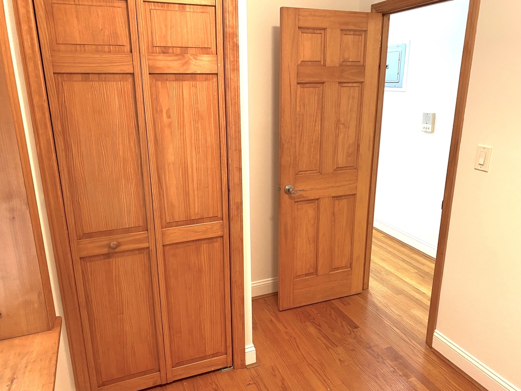 76 East 7 Street - Photo 2