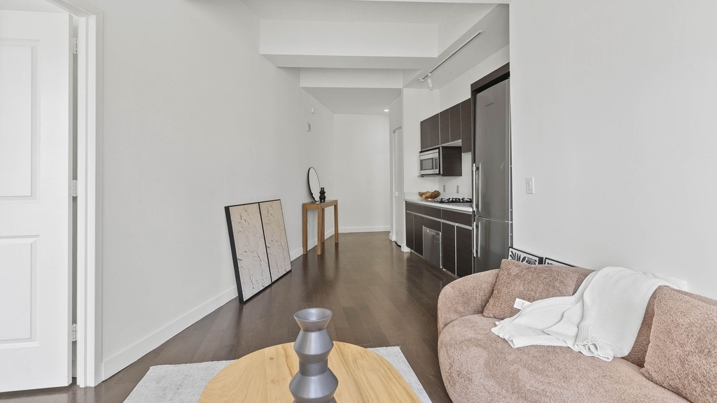 116 John Street - Photo 4