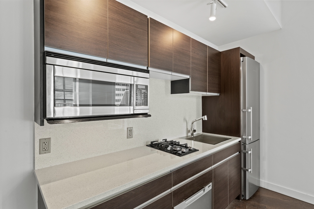 116 John Street - Photo 3