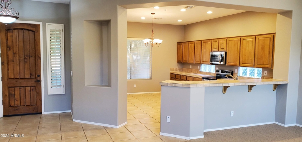 41721 N Shadow Creek Way - Photo 2