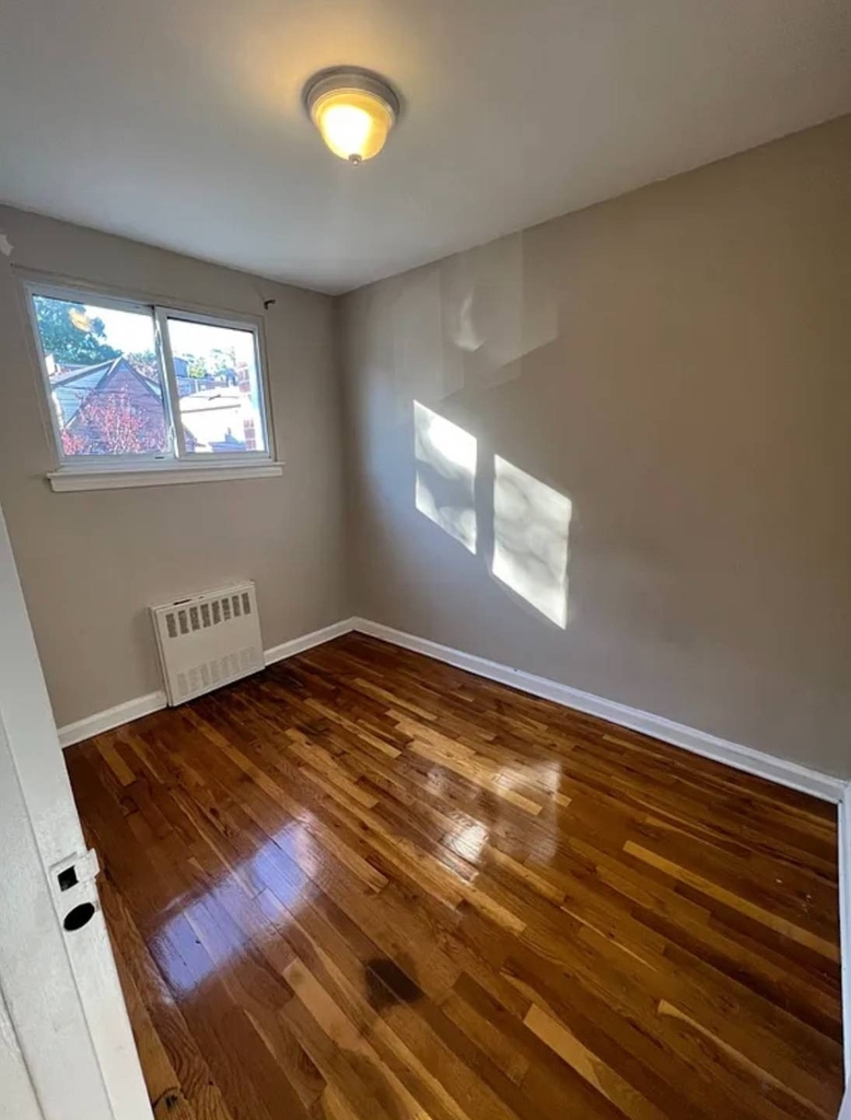 4050 Harper Ave - Photo 2