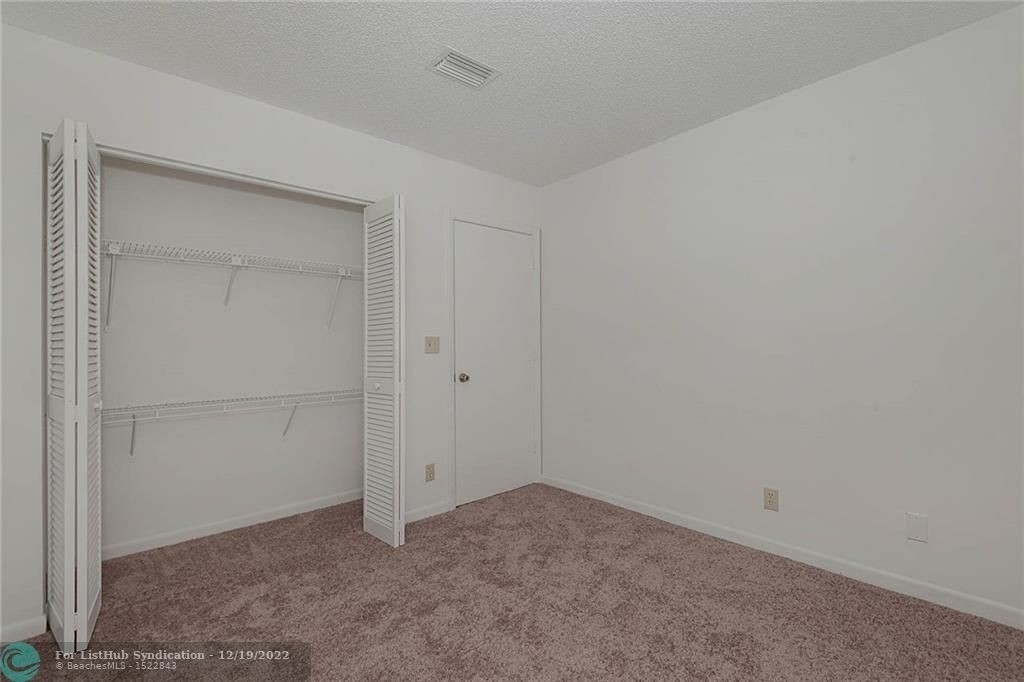 10683 Royal Palm Blvd - Photo 10