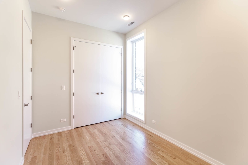 1607 W Le Moyne Street - Photo 13