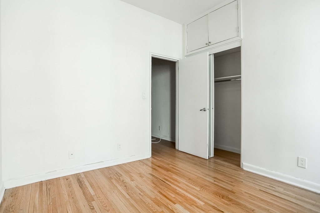 350 East 76th Street - Photo 5