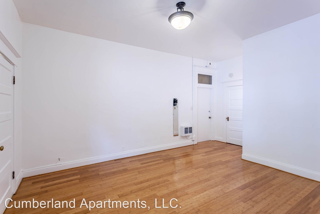 1405 Sw Park Ave - Photo 2