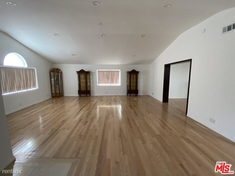 20897 Kelvin Pl - Photo 6