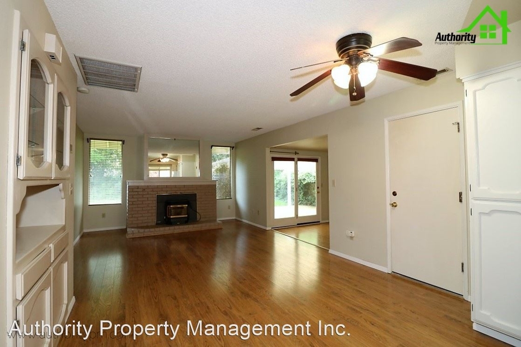 1807 Del Mar Ave - Photo 2