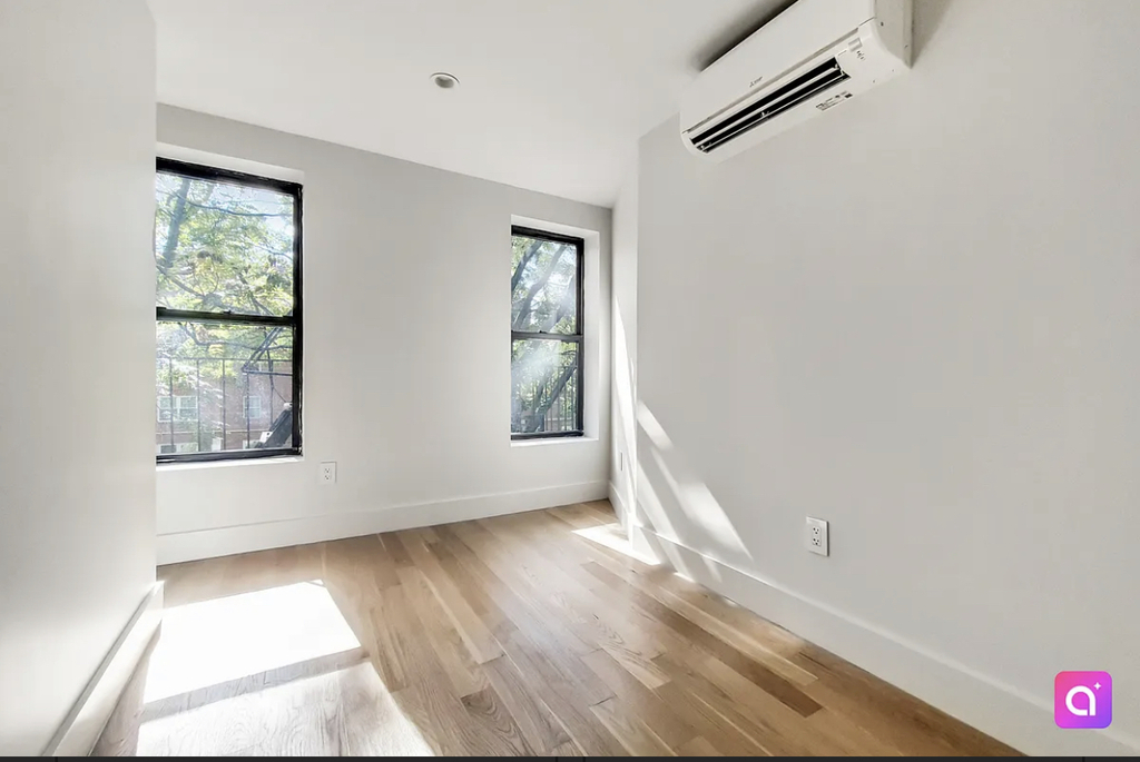 738 East 6th Street #3b - Photo 5