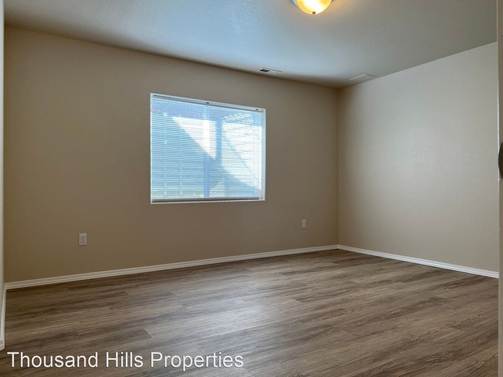 11816 Cloudy Creek Court - Photo 38