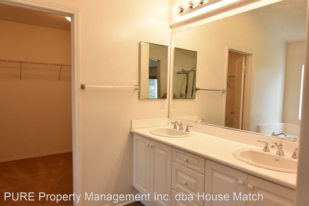 33251 Embassy Avenue - Photo 12